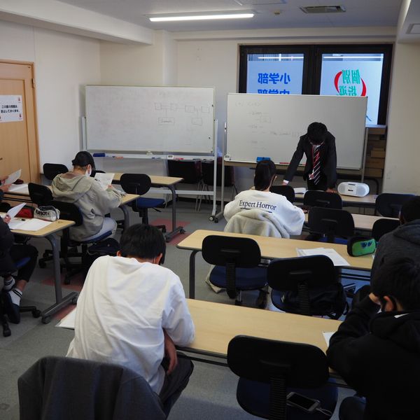 個別指導 スクールIE 座間校 の内観画像