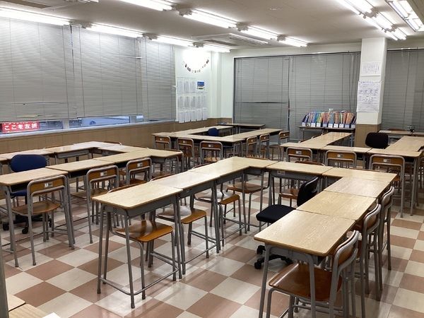 秀英iD予備校 西春校 の内観画像