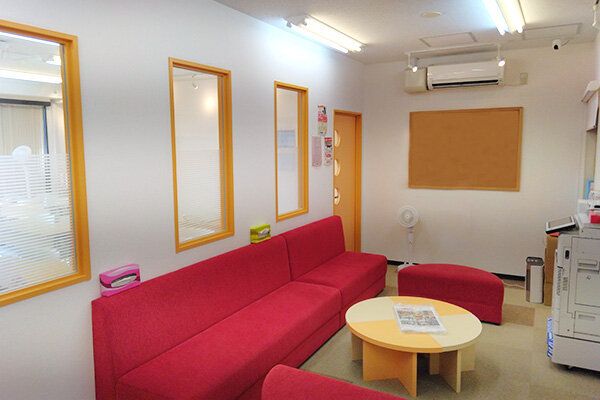 自立学習ＲＥＤ（レッド） 八千代中央教室 の内観画像