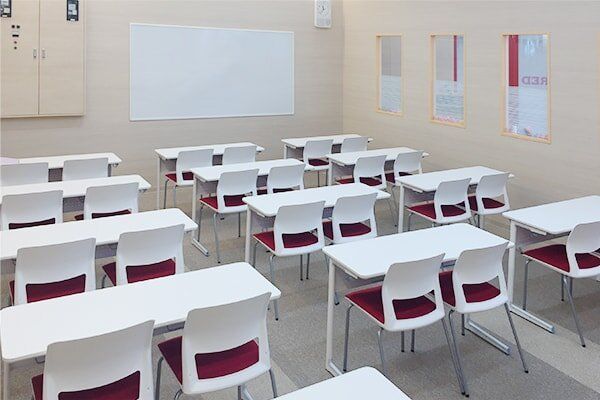 自立学習RED(レッド) 名古屋南陽教室 の内観画像