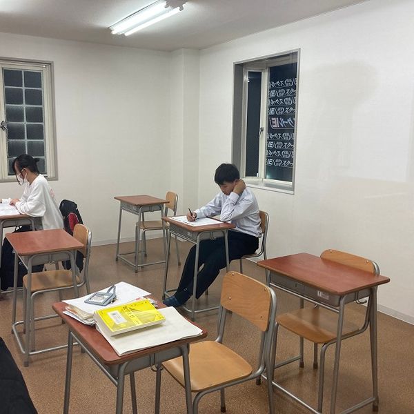 個別指導　スクールＩＥ 東生駒校 の内観画像