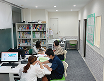 進学塾サインワン 与野本町校 の内観画像