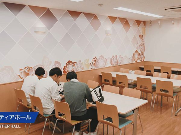 駿台予備学校 豊中校 の内観画像