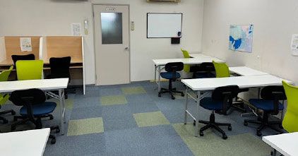 個人別指導塾フルスイング 東岸和田校 の内観画像