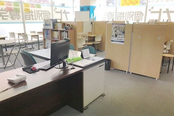 まんてんスクール【ナビ個別指導学院】 館林校 の内観画像