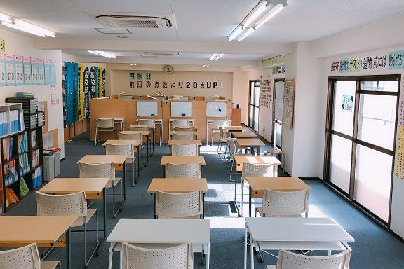 まんてんスクール【ナビ個別指導学院】 香芝校 の内観画像