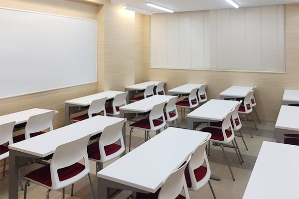 自立学習RED(レッド) 名古屋藤が丘教室 の内観画像