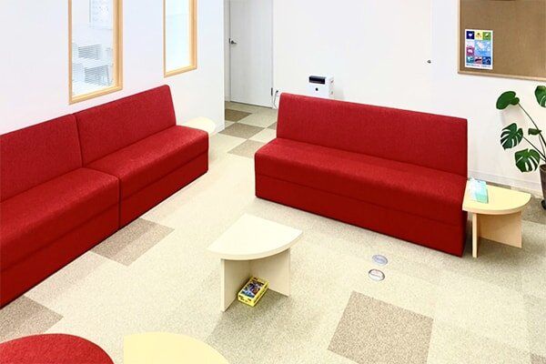 自立学習ＲＥＤ（レッド） 門真古川橋教室 の内観画像