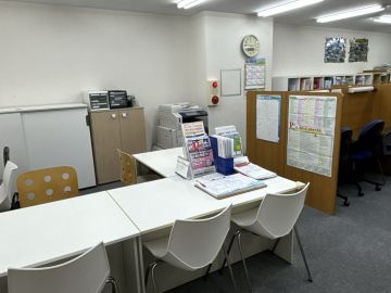 iBリーダーズ 船橋本町通り校 の内観画像