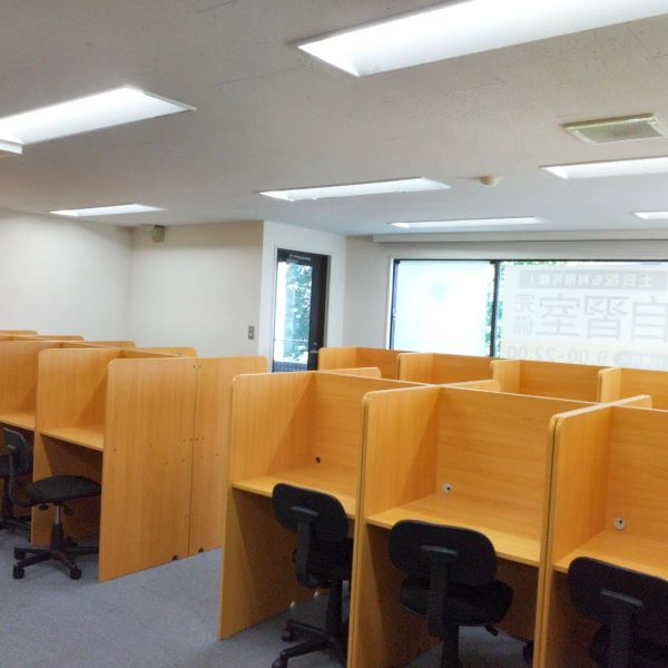 アクシブアカデミー 東大赤門前校 の内観画像