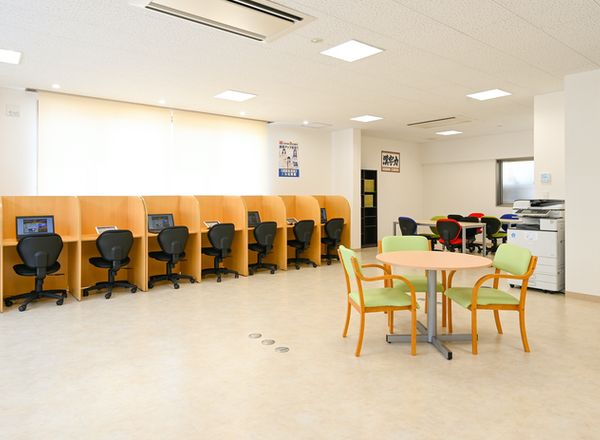 完全個別 松陰塾 鹿児島城西校 の内観画像