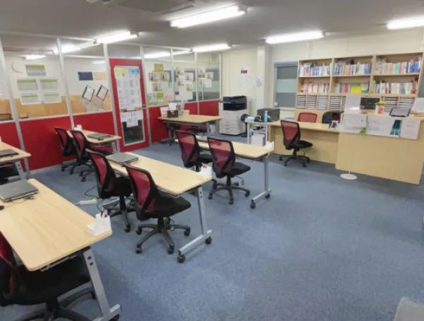 武田塾 長岡京校 の内観画像