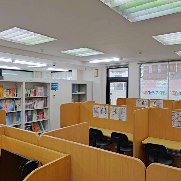 個別指導 スクールIE 平田町校 の内観画像