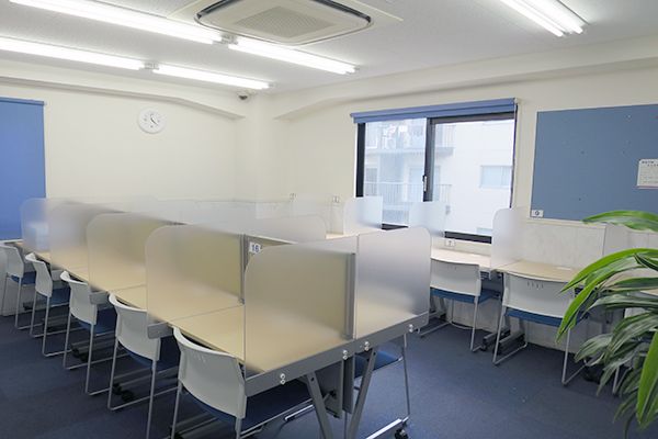 エディック・創造学園 創造学園本山本部校 の内観画像