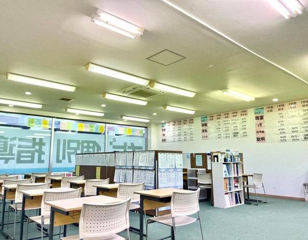 ナビ個別指導学院 延岡校 の内観画像