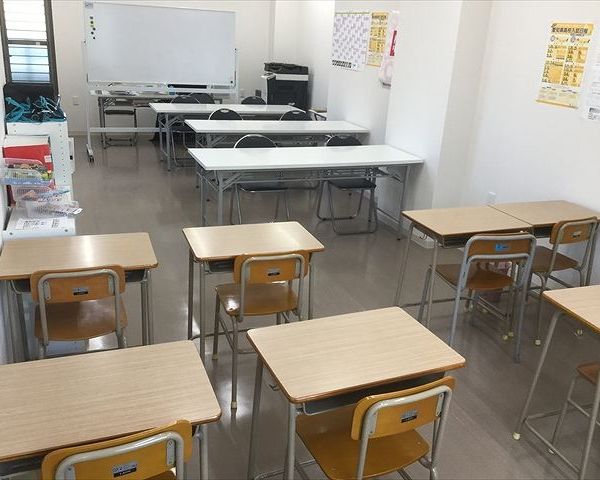 なかざわ・塾 中野校 の内観画像