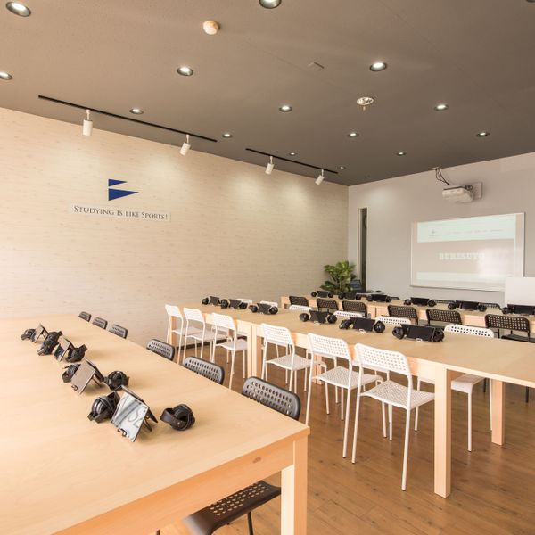 進学塾ブレスト 佐賀夢咲校 の内観画像