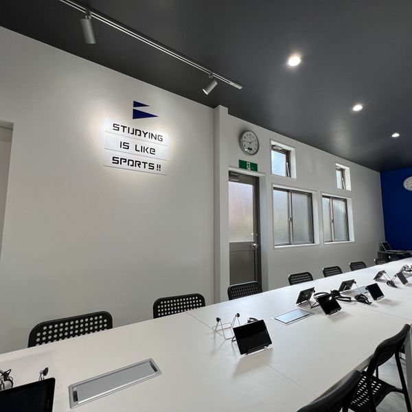 進学塾ブレスト 佐賀夢咲校 の内観画像