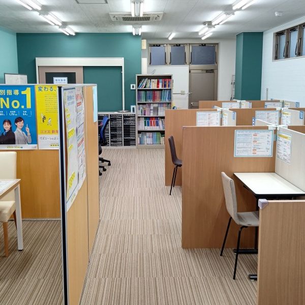 個別指導の明光義塾 相浦教室 の内観画像