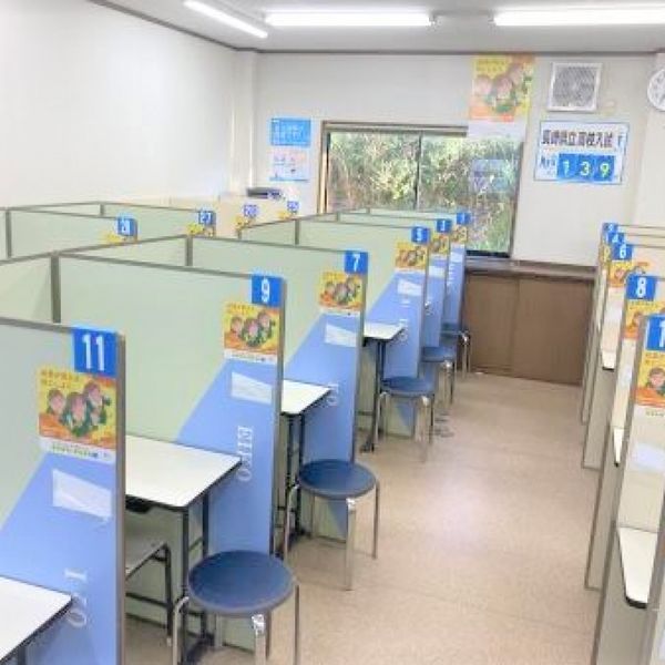 個別指導の明光義塾 長与教室 の内観画像