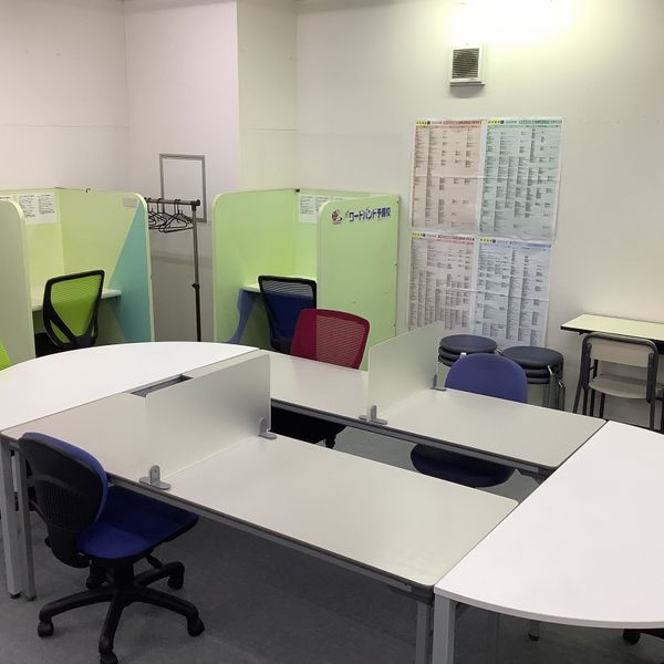 個別指導の明光義塾 日向教室 の内観画像