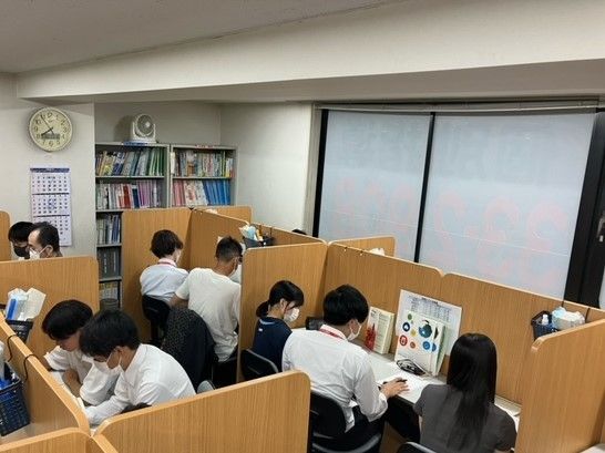 個別指導　スクールＩＥ 鴨居校 の内観画像