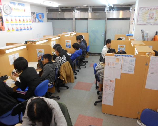 個別指導 スクールIE 秦野校 の内観画像