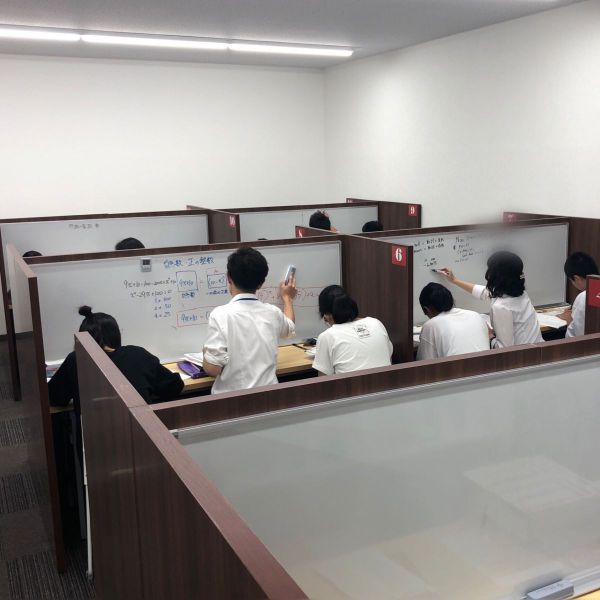 ひのき個別館 荒井館 の内観画像