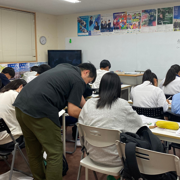 総合個別塾STEP教育学館 布忍校 の内観画像