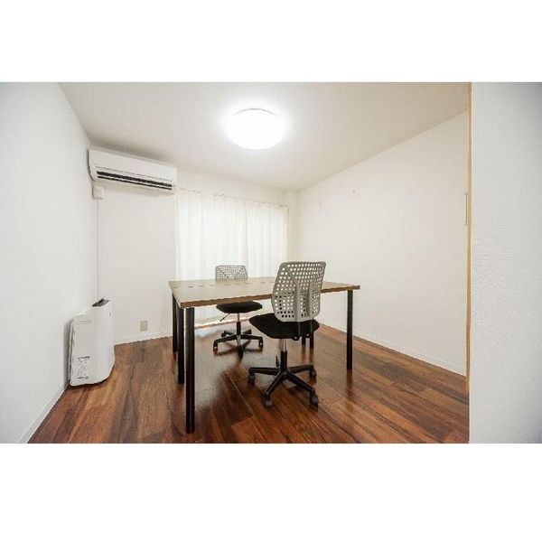 英数塾　らくだ 本校 の内観画像