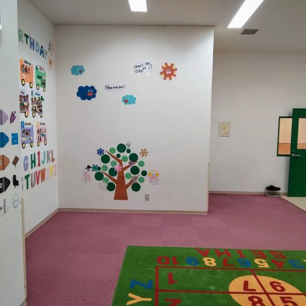 セイハ英語学院 アピタ千代田橋 の内観画像