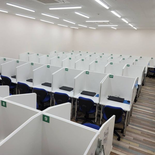 東進衛星予備校【エデュマン】 鳥栖校 の内観画像