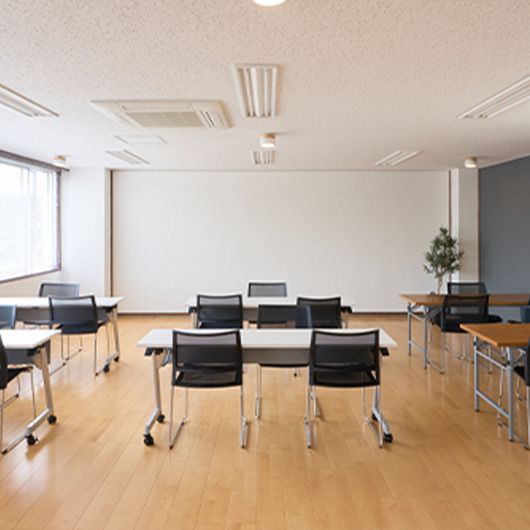 秋山塾 横町校 の内観画像