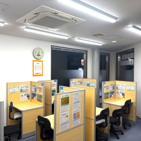 個別指導塾スタンダード 長瀬駅前教室 の内観画像