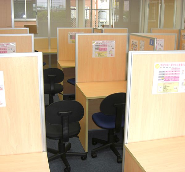 個別指導塾スタンダード 佐賀本庄教室 の内観画像