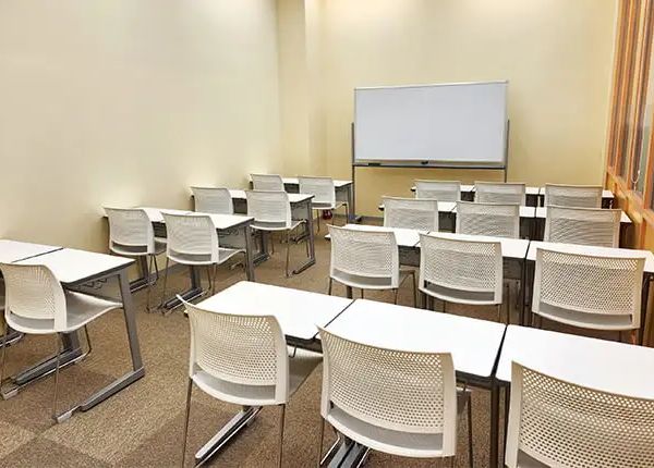 個別指導なら森塾 鴻巣校 の内観画像