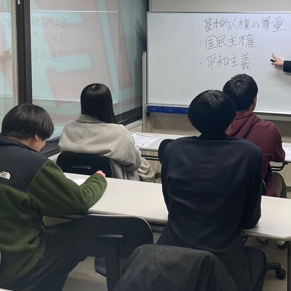 個別指導　スクールＩＥ 中野北口校 の内観画像