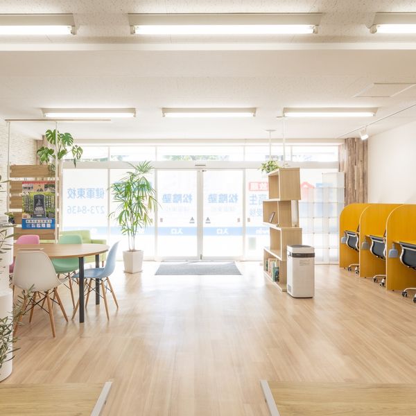 完全個別 松陰塾 健軍東校 の内観画像