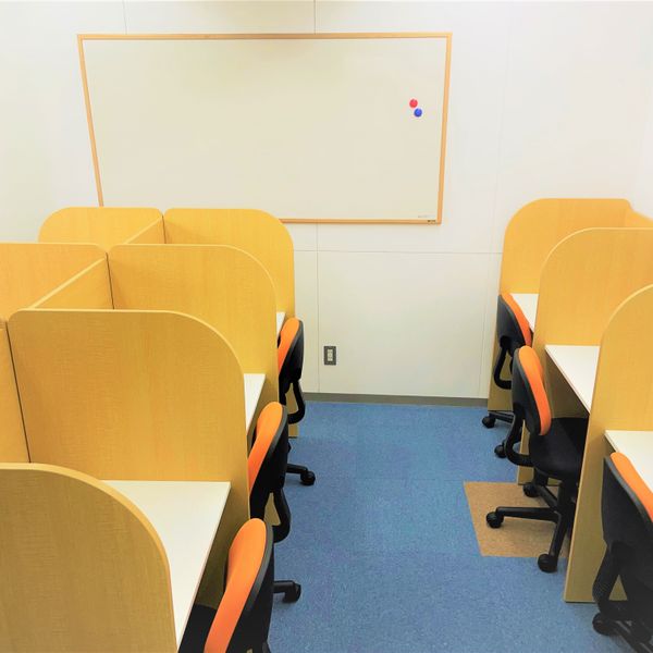 成基の個別教育ゴールフリー 東野教室 の内観画像