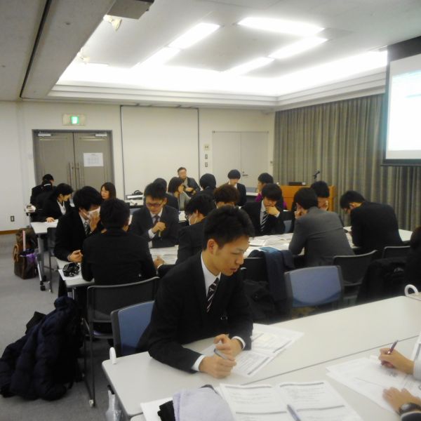 ECCの個別指導塾ベストワン 川西駅前校 の内観画像