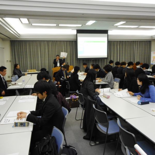 ECCの個別指導塾ベストワン 川西駅前校 の内観画像