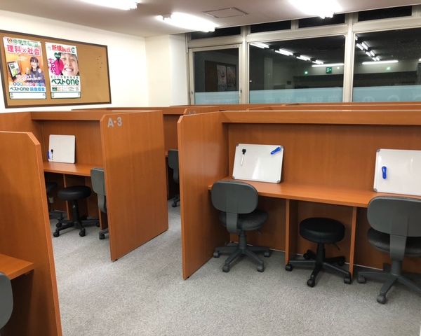 ECCの個別指導塾ベストワン 三河高浜駅前校 の内観画像
