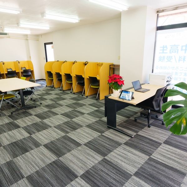 完全個別 松陰塾 六条校 の内観画像