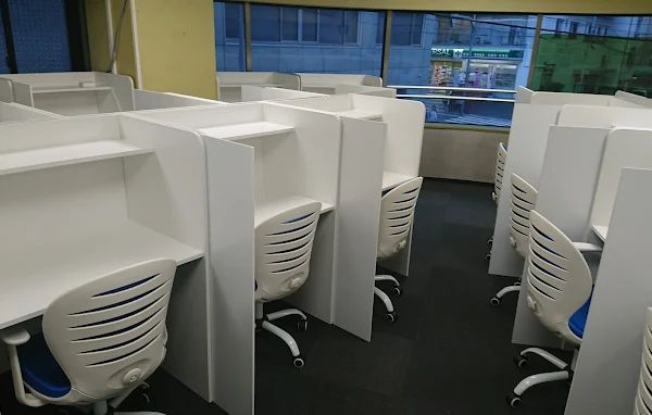 快適塾 本校 の内観画像