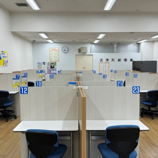 個別指導の明光義塾 ヤオコー岩槻西町教室 の内観画像