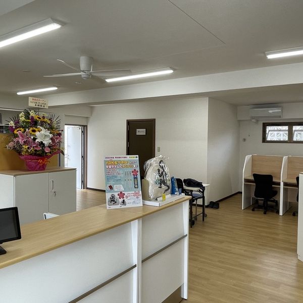 個別指導の明光義塾 名護宇茂佐の森教室 の内観画像