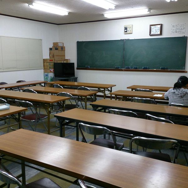 開陽舎 本校 の内観画像