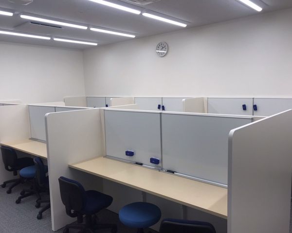 思学舎パーソナル みどりの教室 の内観画像