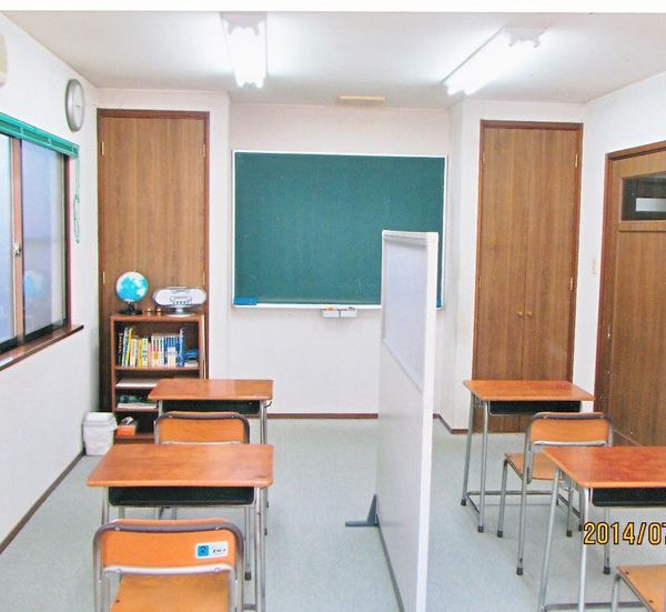 香椎進学塾 本校 の内観画像