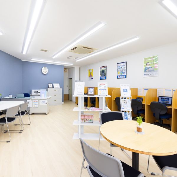 完全個別 松陰塾 七里校 の内観画像